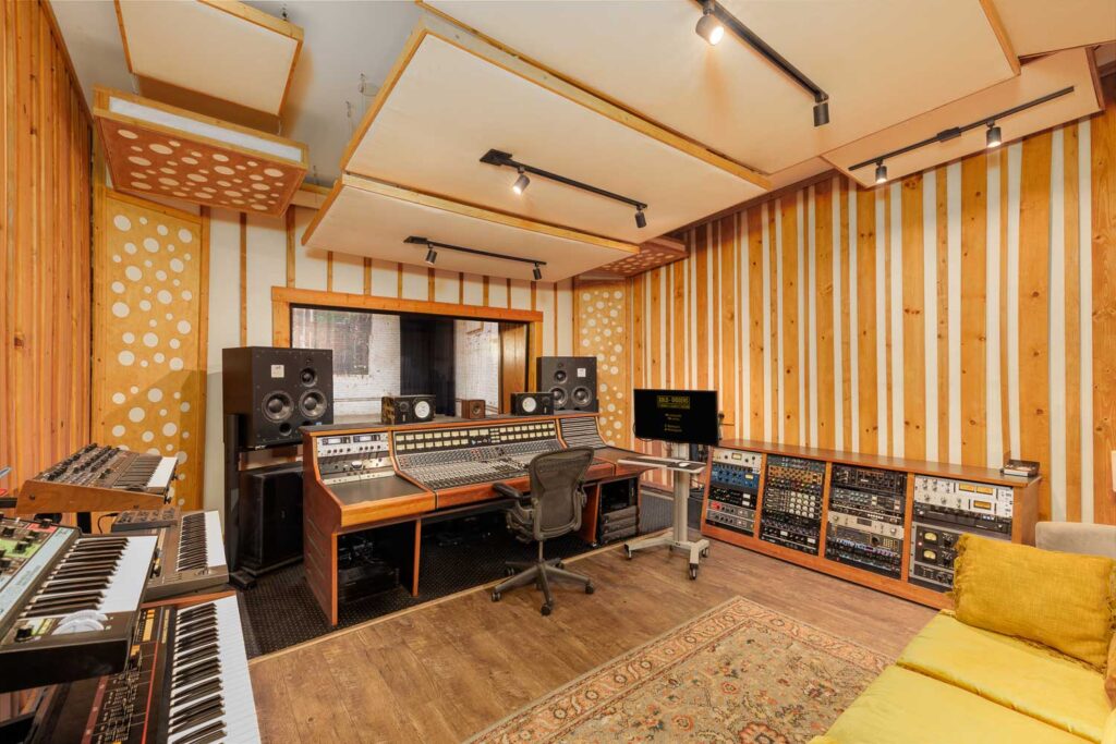 Music Recording Studio